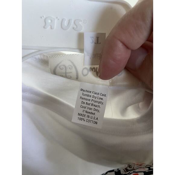 Owl's and Bat's Girls Top Size 2T White Button Flower Stretchy Knit NEW - Picture 5 of 5